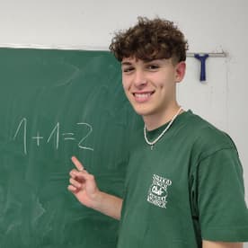Lehrkraft Joel